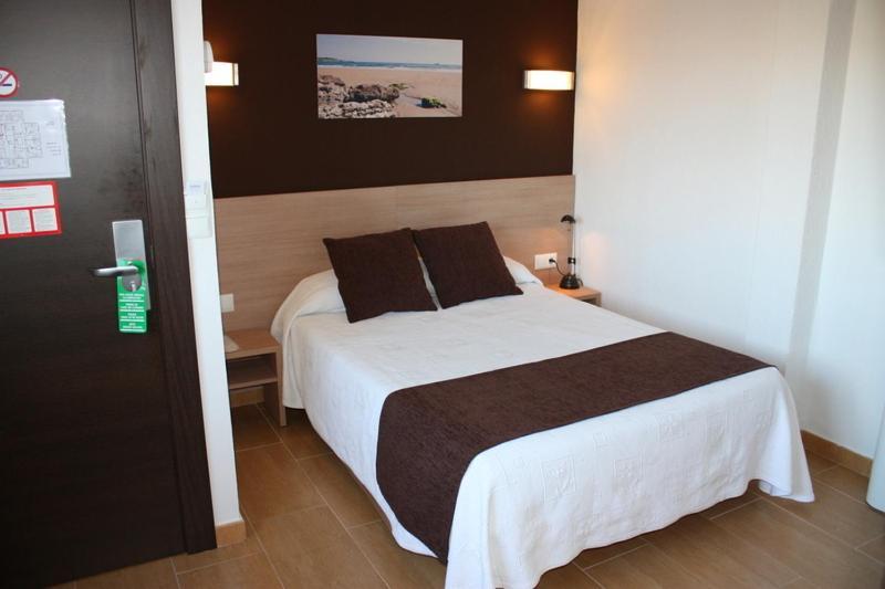 Hostal Rocamar Hotel Santander Room photo