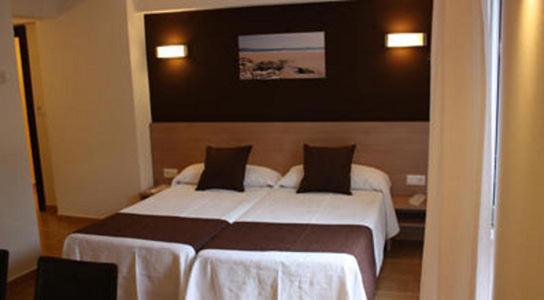 Hostal Rocamar Hotel Santander Room photo