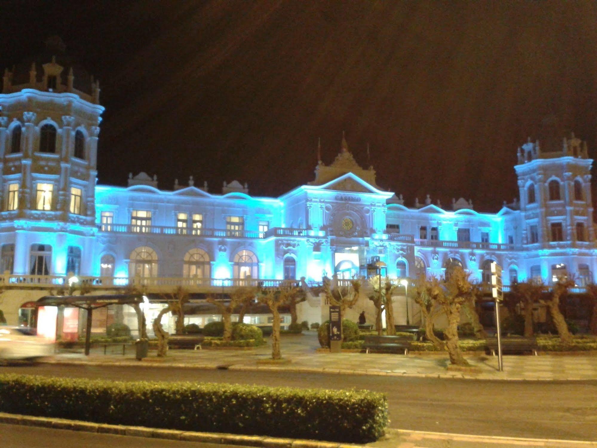 Hostal Rocamar Hotel Santander Exterior photo